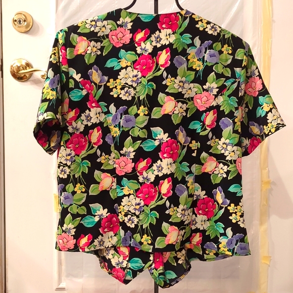 'Christie & Jill' Print Top Size L , Polyester. - Picture 4 of 4